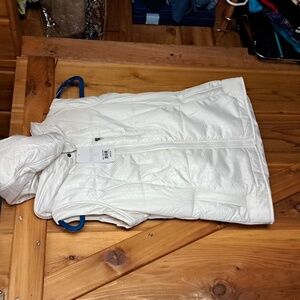 FLASH SALE Shape Activewear XS puffer jacket ptp 18" length 23"